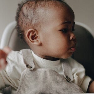 Guide to starting solids  for baby